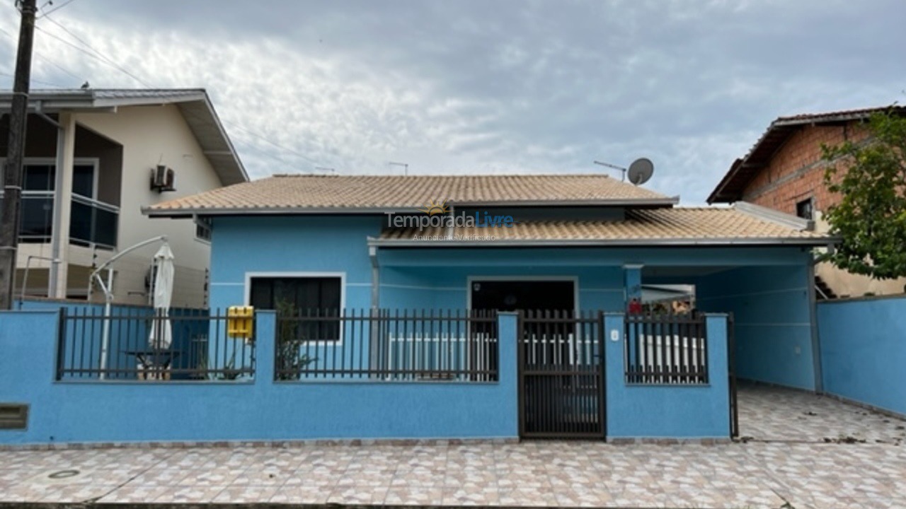 Casa para alquiler de vacaciones em São Francisco do Sul (Enseada)