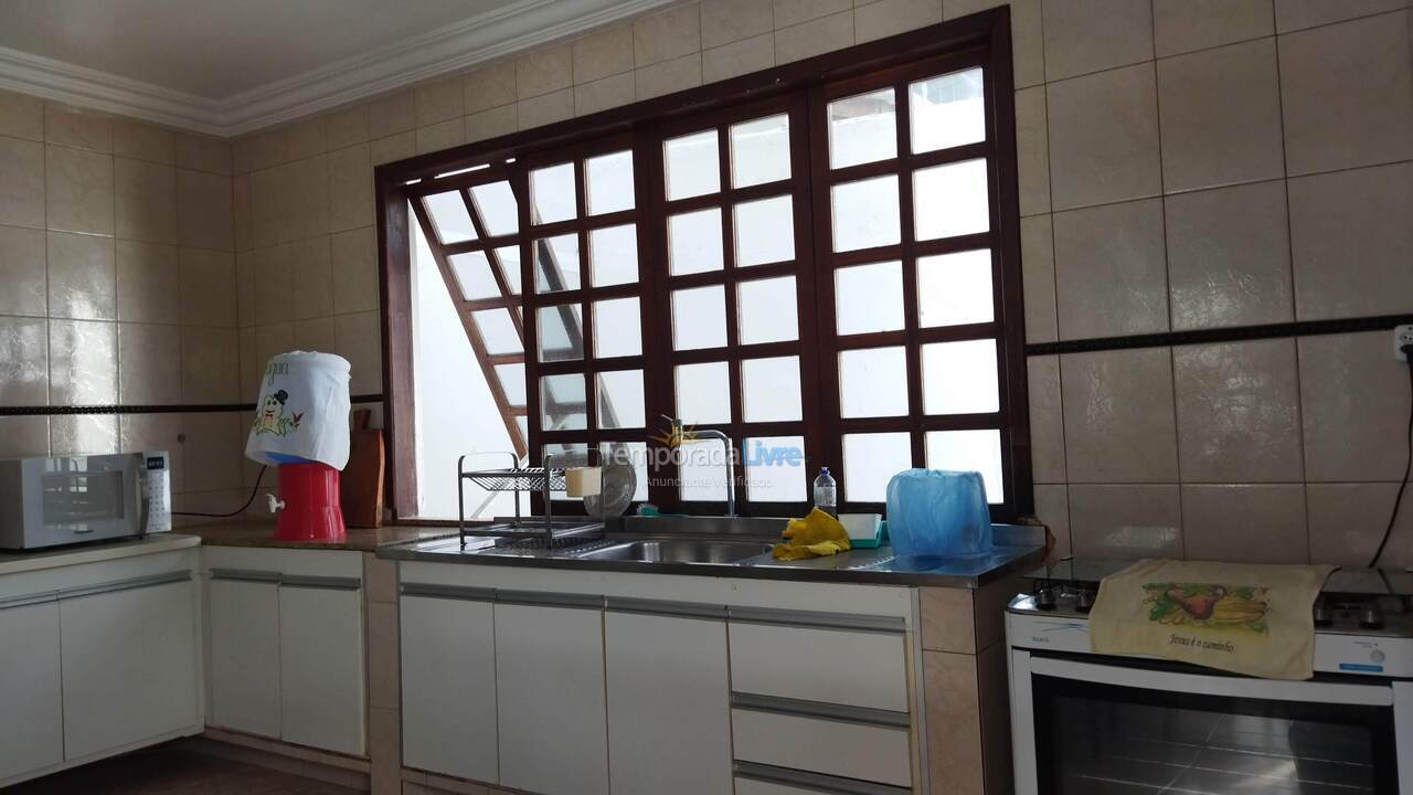 Casa para alquiler de vacaciones em Lauro de Freitas (Praia de Ipitanga)