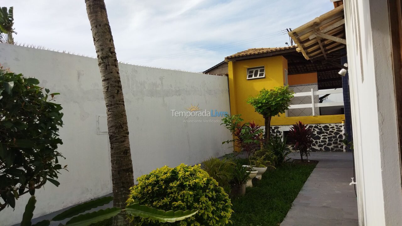 Casa para alquiler de vacaciones em Lauro de Freitas (Praia de Ipitanga)