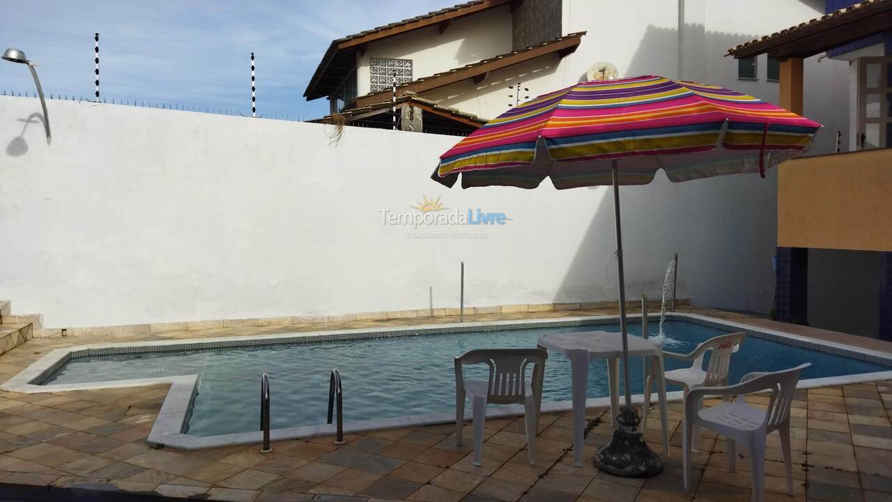 Casa para alquiler de vacaciones em Lauro de Freitas (Praia de Ipitanga)