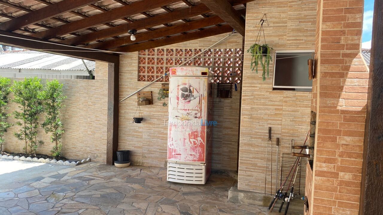 House for vacation rental in Guaratuba (Centro)