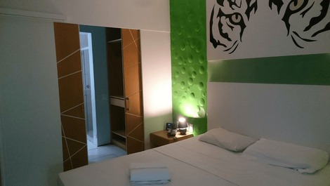 Hermoso Departamento Amueblado con vista lateral al mar en Praia de Iracema