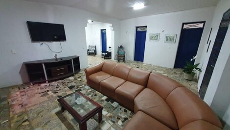 Linda casa com banho natural em Guaramiranga