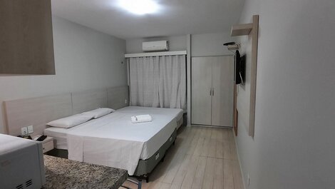 102 Lindo Flat mobiliado com vista lateral mar na Praia de Iracema