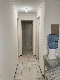 Hermoso apartamento amoblado con vista al mar en Meireles