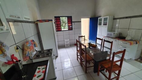 Linda casa com banho natural em Guaramiranga