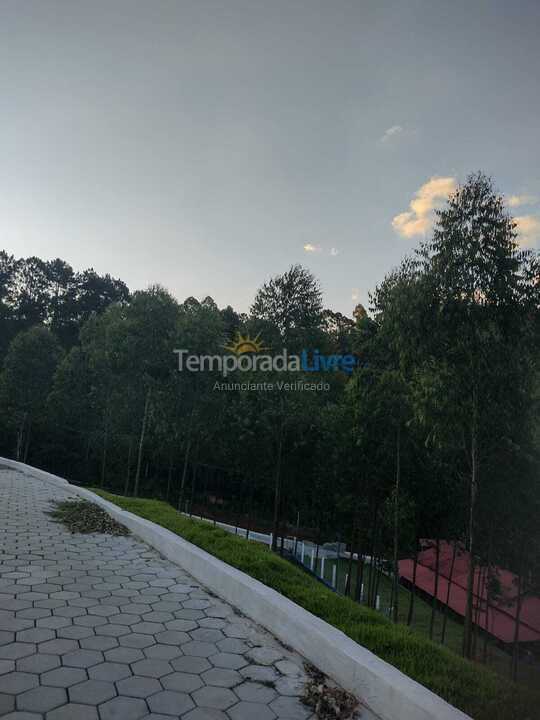 Casa para aluguel de temporada em Nazaré Paulista (Sertãozinho)