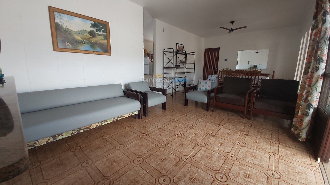 Casa para aluguel de temporada em Ubatuba (Maranduba)