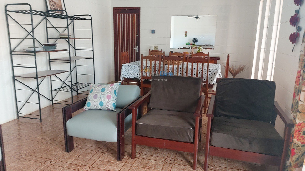 Casa para aluguel de temporada em Ubatuba (Maranduba)