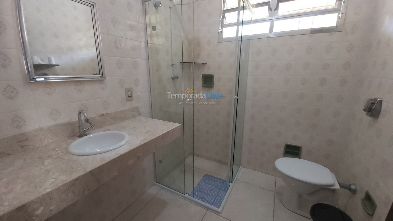 Casa para aluguel de temporada em Ubatuba (Maranduba)