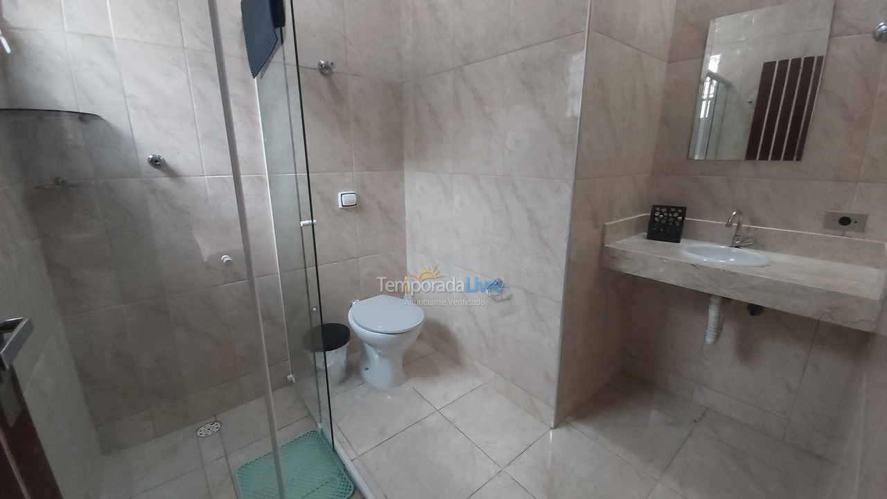 Casa para aluguel de temporada em Ubatuba (Maranduba)