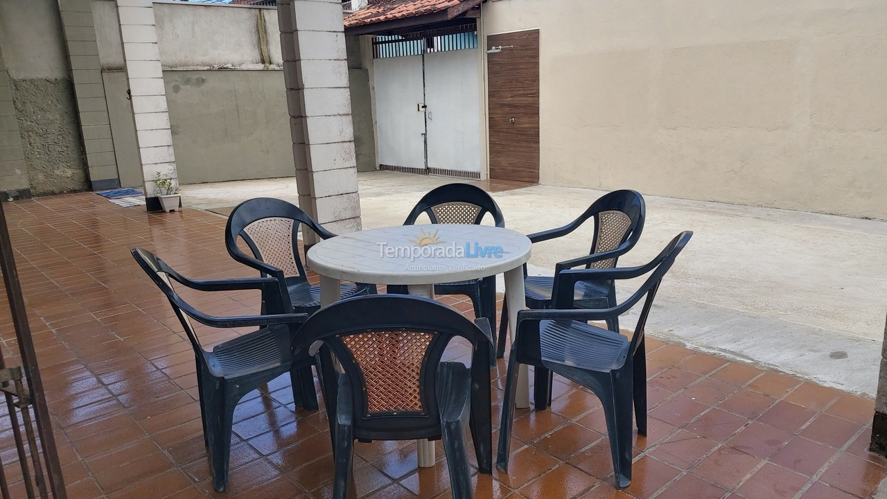 Casa para aluguel de temporada em Ubatuba (Maranduba)