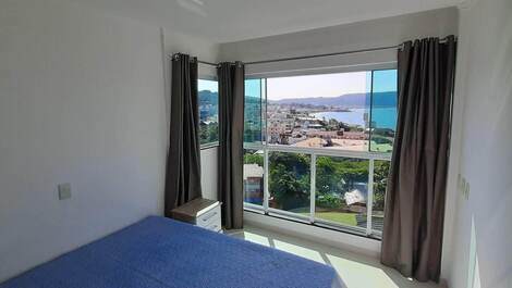 Apartamento com Vista do Mar em Bombinhas