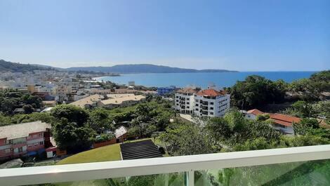 Apartamento com Vista do Mar em Bombinhas