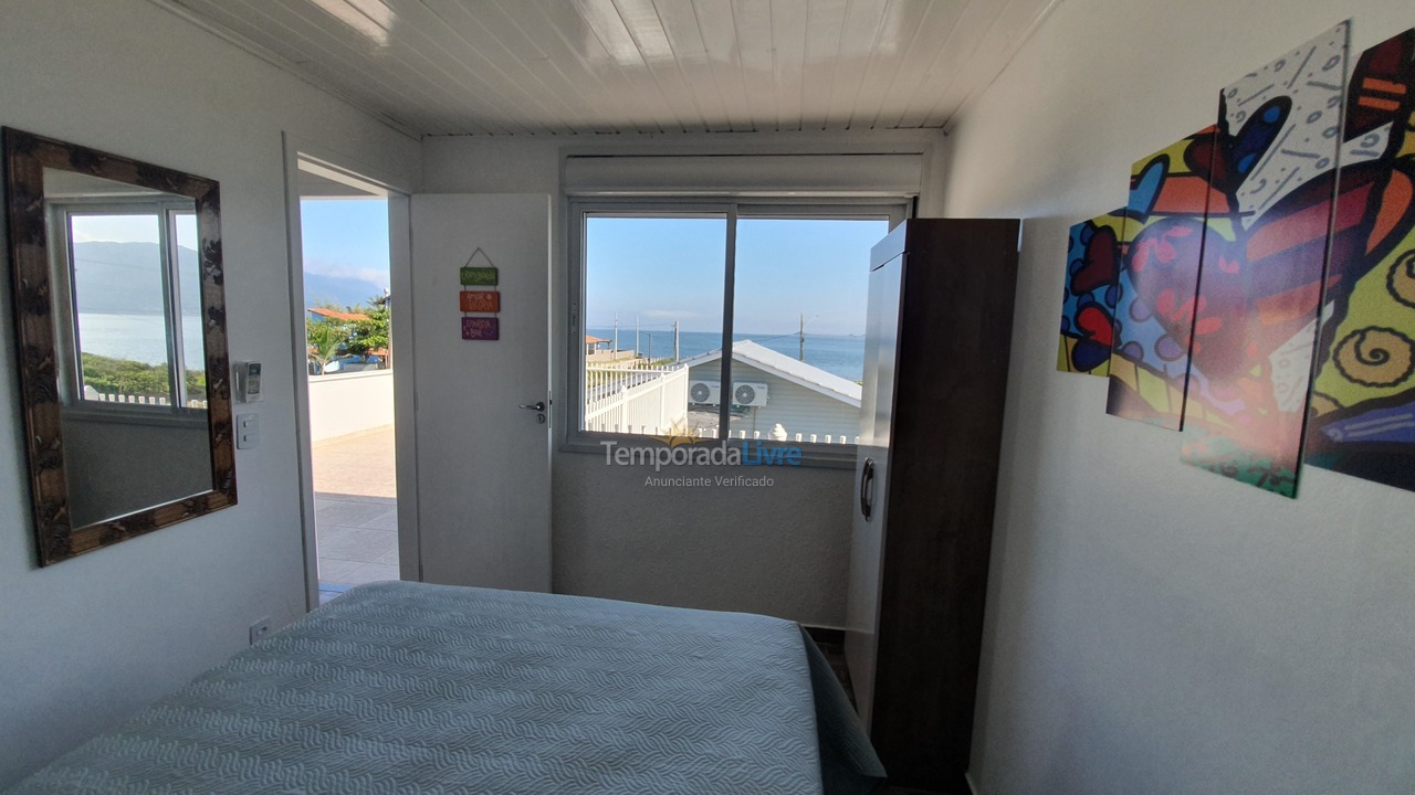 Casa para aluguel de temporada em Palhoça (Praia do Sonho)