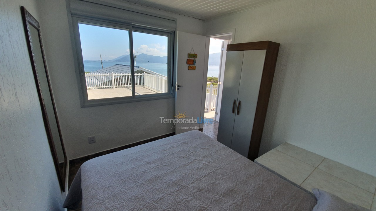 Casa para aluguel de temporada em Palhoça (Praia do Sonho)