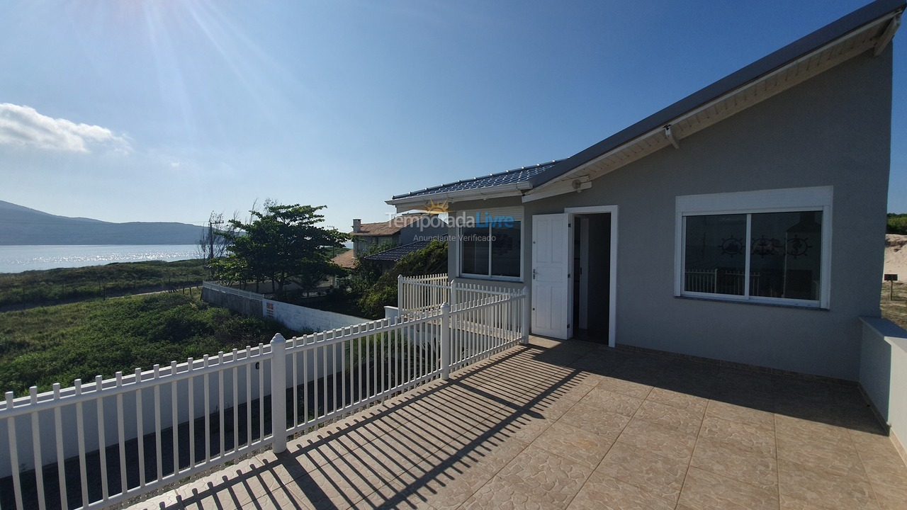 Casa para aluguel de temporada em Palhoça (Praia do Sonho)