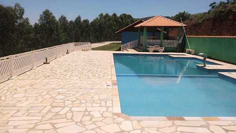 Casa para alquilar en Nazaré Paulista - Sertãozinho