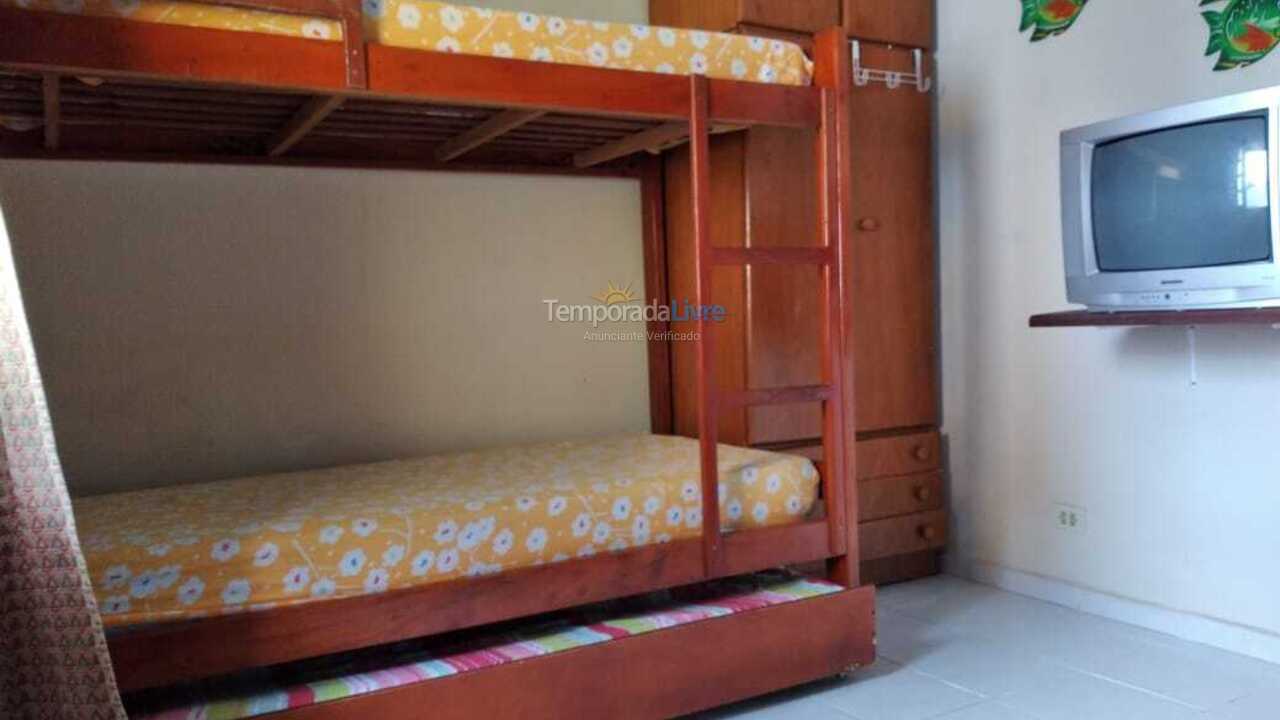 Casa para alquiler de vacaciones em Bertioga (Condominio Morada da Praia)