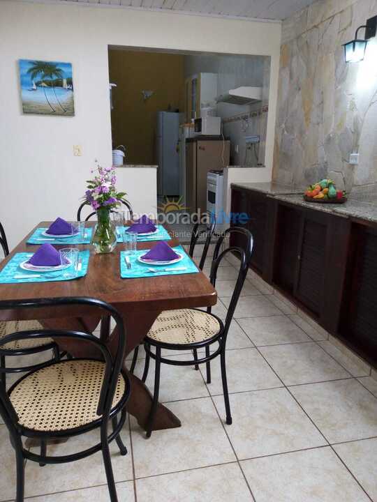 Casa para alquiler de vacaciones em Bertioga (Condominio Morada da Praia)