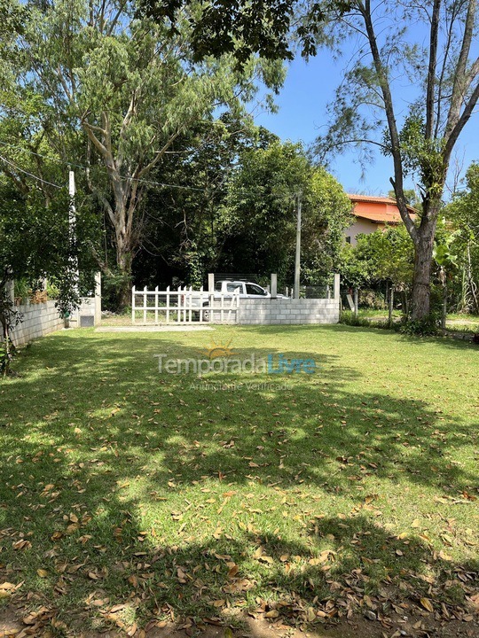 Casa para aluguel de temporada em Garopaba (Praia da Ferrugem)