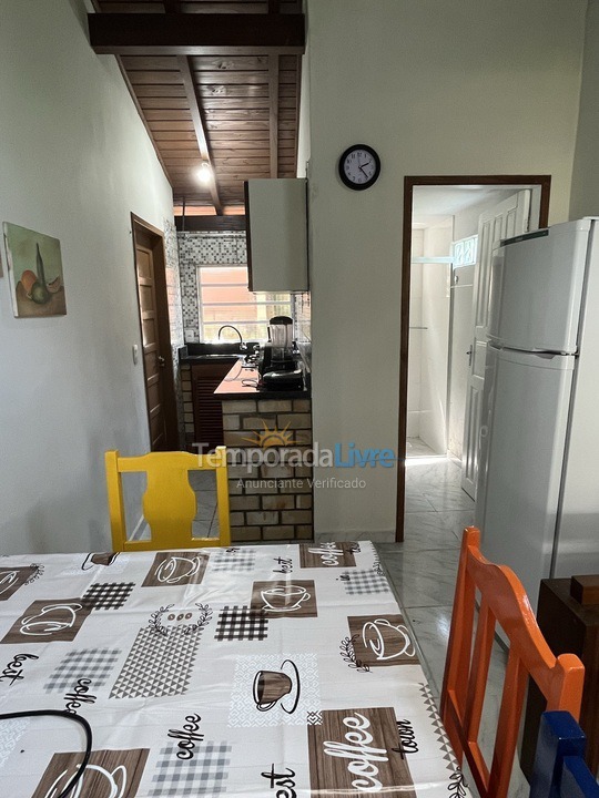 Casa para aluguel de temporada em Garopaba (Praia da Ferrugem)