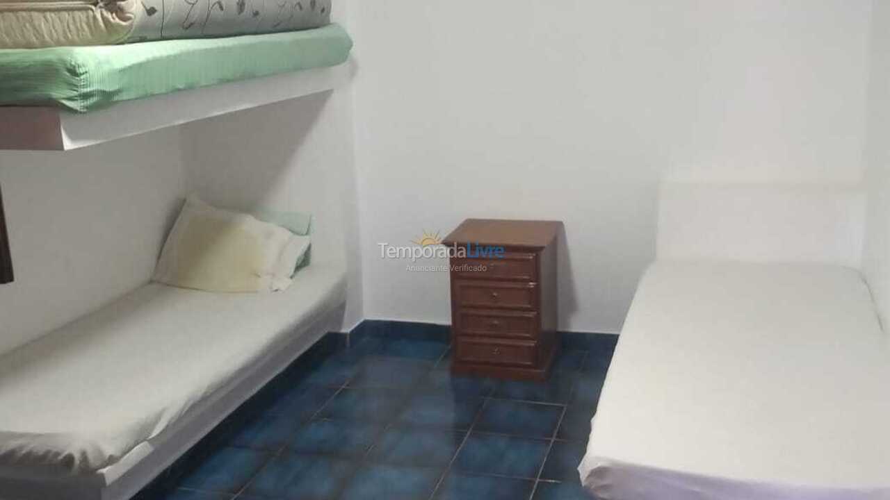 Casa para alquiler de vacaciones em Guarujá (Praia do Pernambuco)