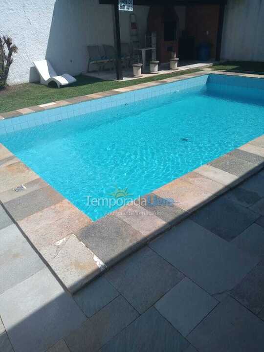 Casa para alquiler de vacaciones em Guarujá (Praia do Pernambuco)