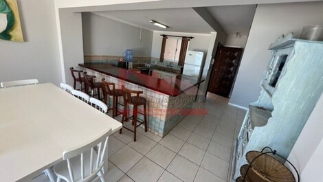 Frente ao mar, amplo duplex com uma vista espetacular da praia!