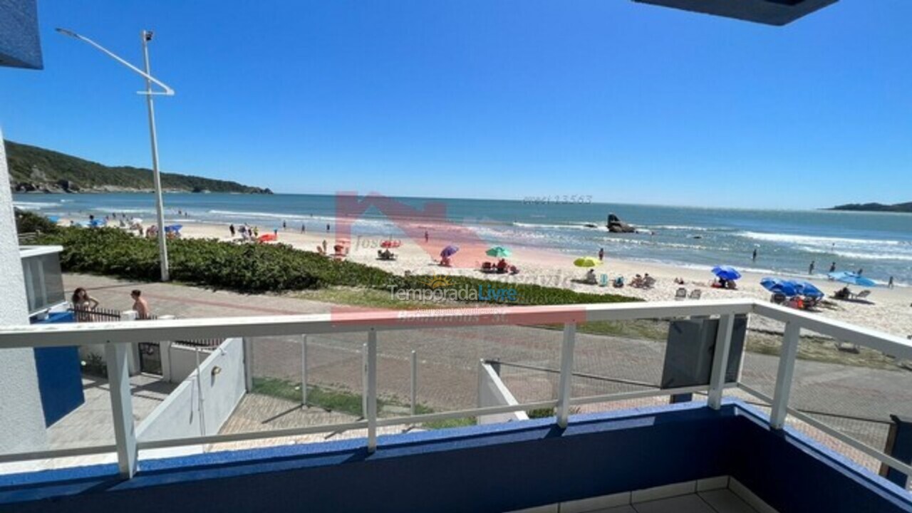 Casa para aluguel de temporada em Bombinhas (Praia de Bombas)