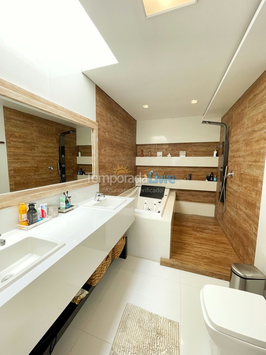 Casa para aluguel de temporada em São Sebastião (Maresias)