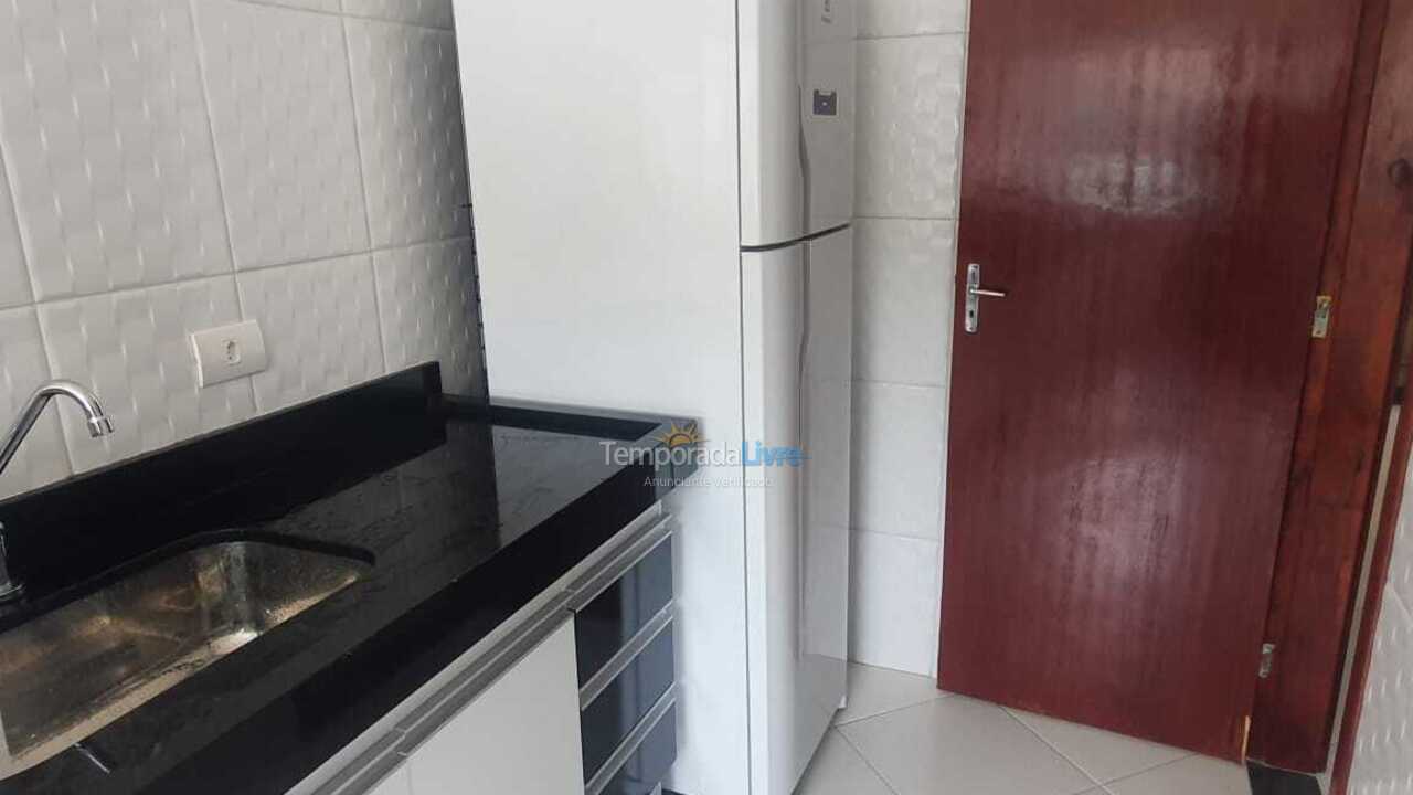 Apartamento para aluguel de temporada em Ubatuba (Praia das Toninhas)