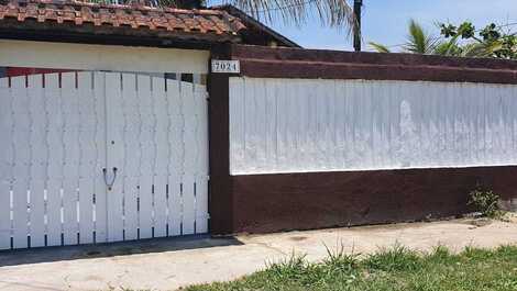 Alquilo una casa en itanhaem