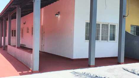 Alquilo una casa en itanhaem