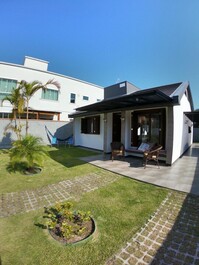 ¿Estás buscando una casa nueva y cómoda para pasar tus vacaciones?...