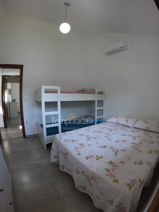 Casa para alquiler de vacaciones em Governador Celso Ramos (Praia de Palmas)