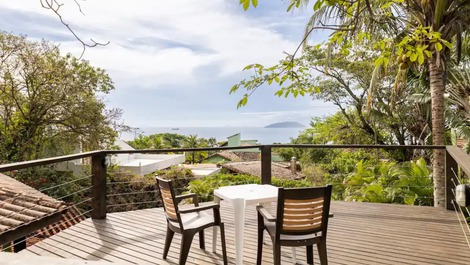 Beautiful house in the condominium