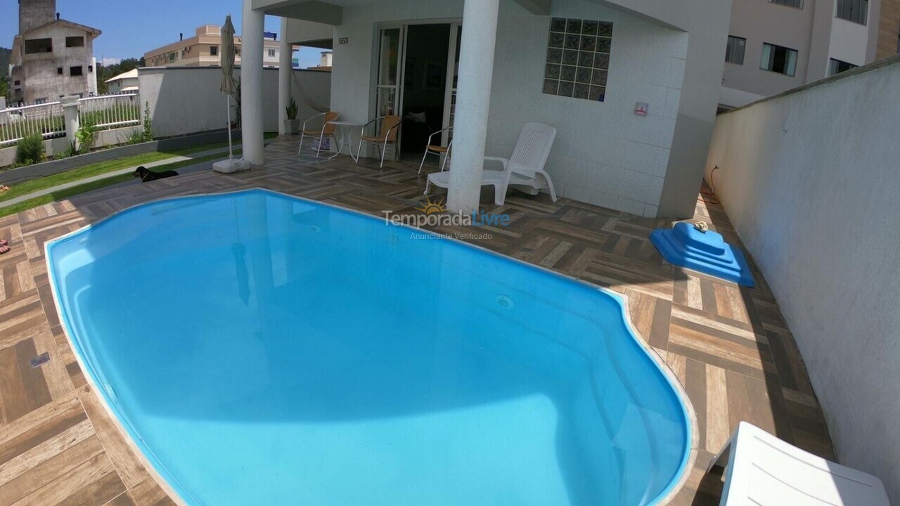 Casa para alquiler de vacaciones em Governador Celso Ramos (Palmas)