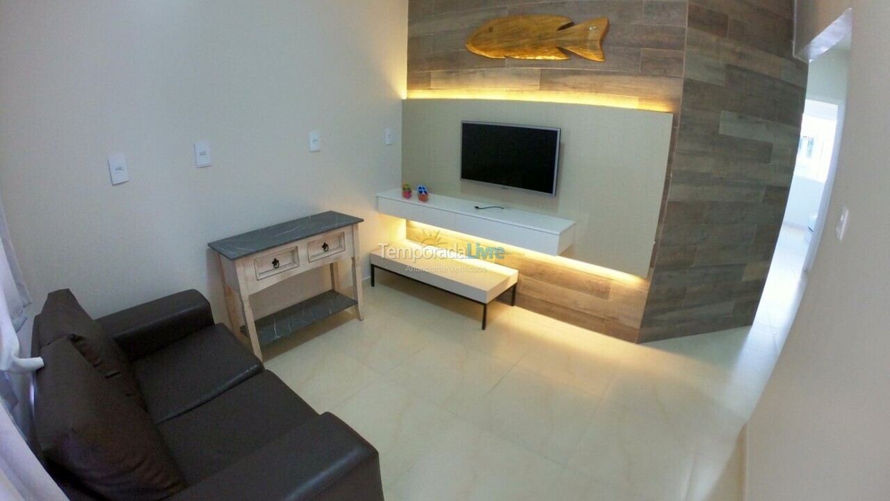 Casa para alquiler de vacaciones em Governador Celso Ramos (Praia de Palmas)