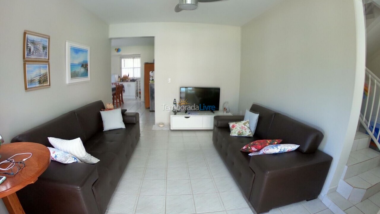 Casa para alquiler de vacaciones em Governador Celso Ramos (Palmas)