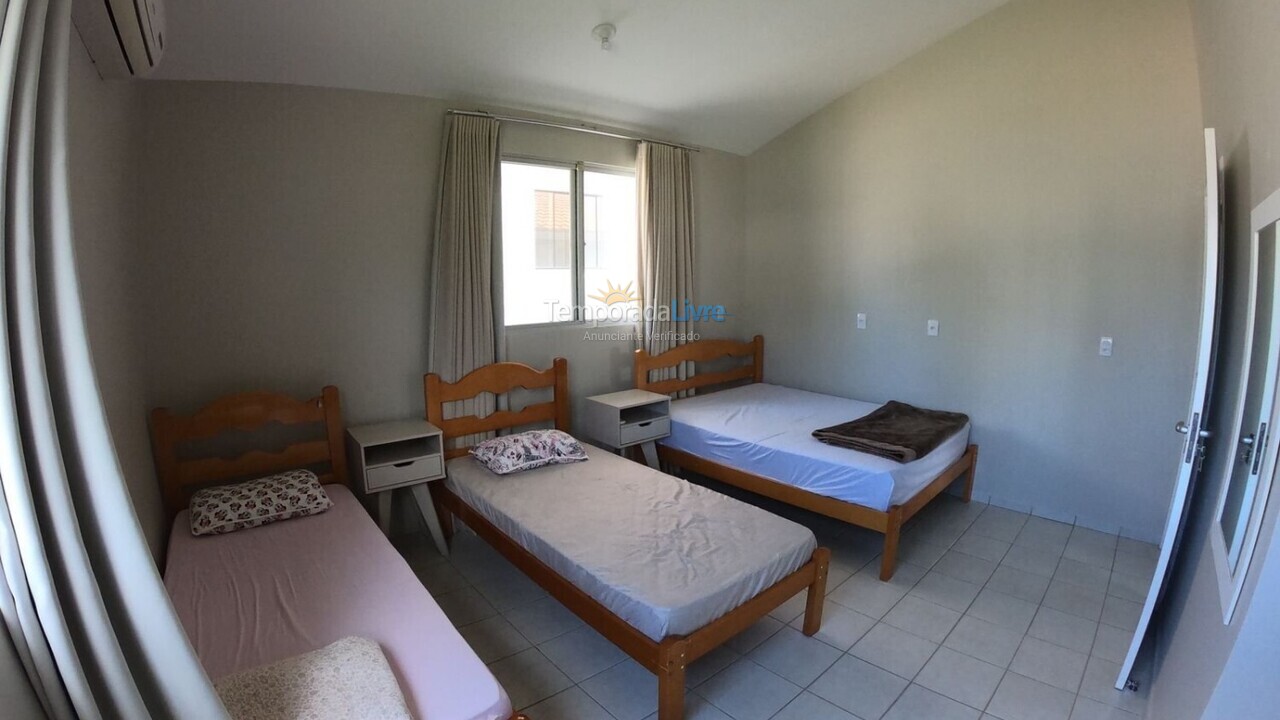 Casa para alquiler de vacaciones em Governador Celso Ramos (Palmas)