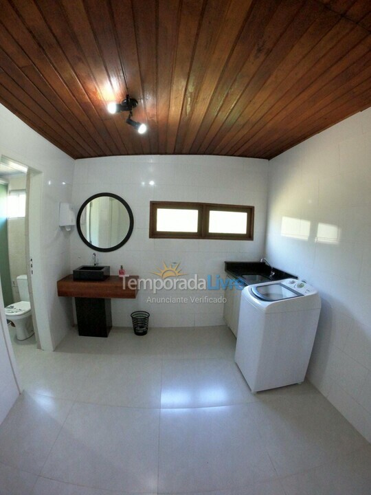 Casa para alquiler de vacaciones em Governador Celso Ramos (Praia de Palmas)