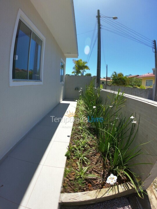 Casa para alquiler de vacaciones em Governador Celso Ramos (Praia de Palmas)
