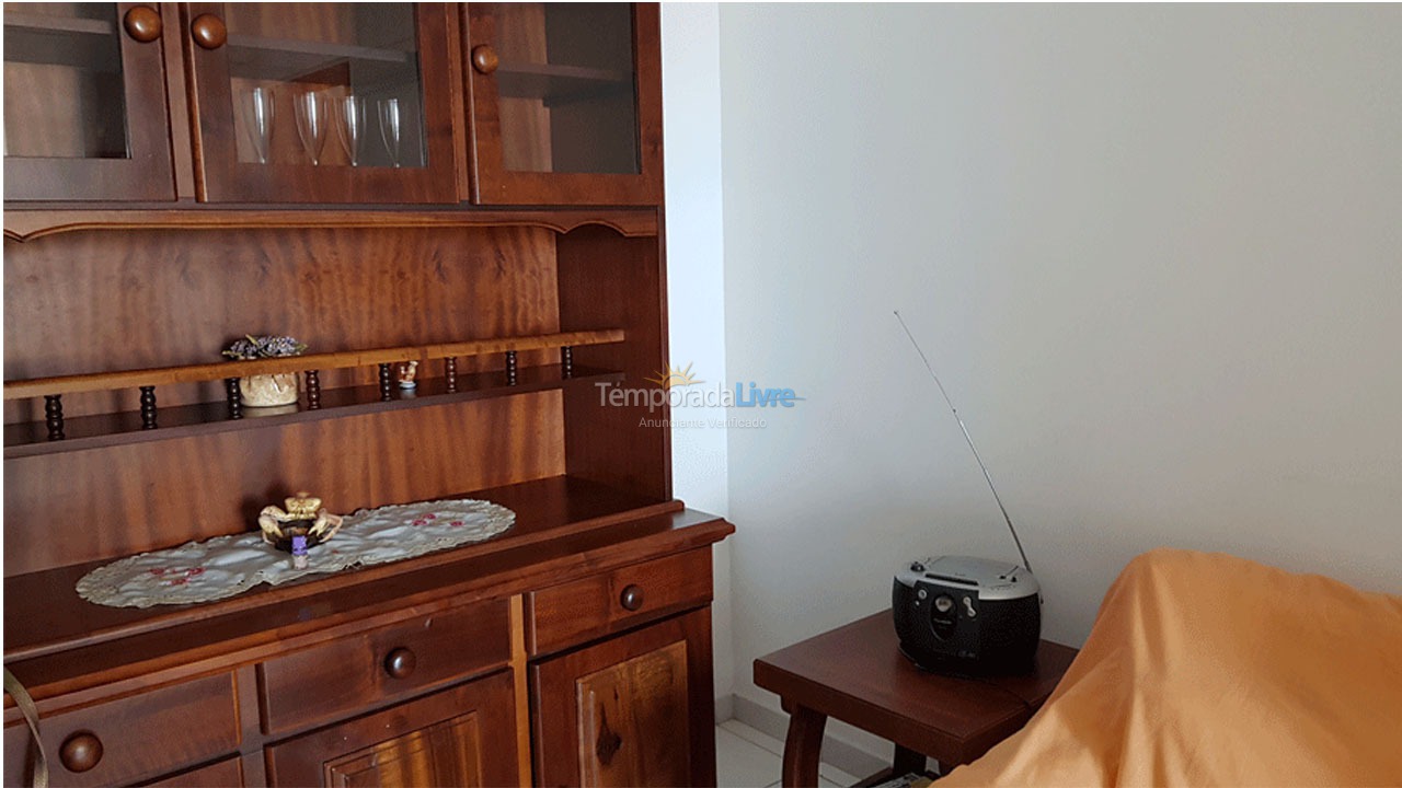 Apartamento para aluguel de temporada em Praia Grande (Vila Tupi)