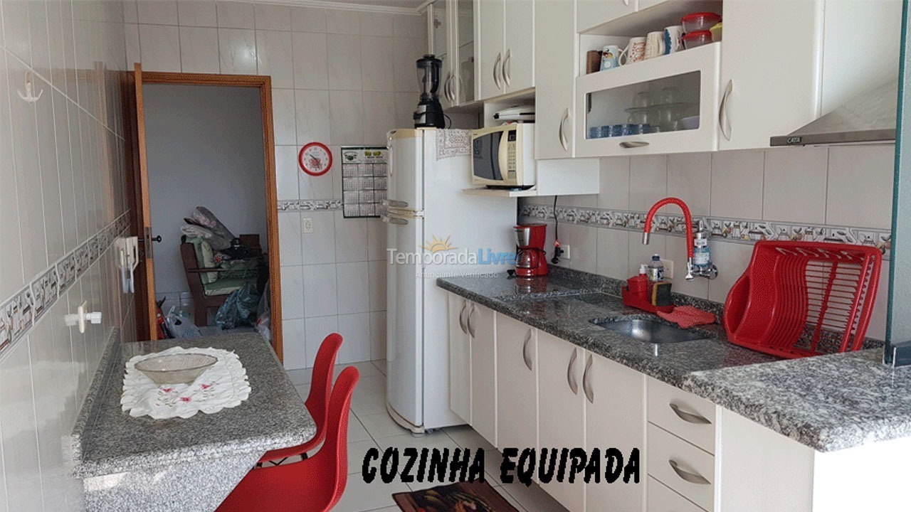 Apartamento para aluguel de temporada em Praia Grande (Vila Tupi)