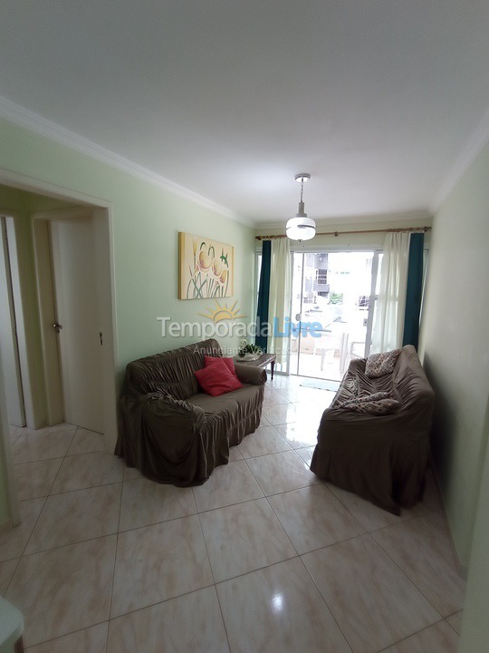 Apartamento para aluguel de temporada em Itapema (Meia Praia)