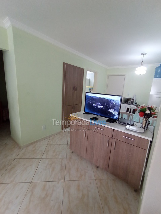 Apartamento para aluguel de temporada em Itapema (Meia Praia)