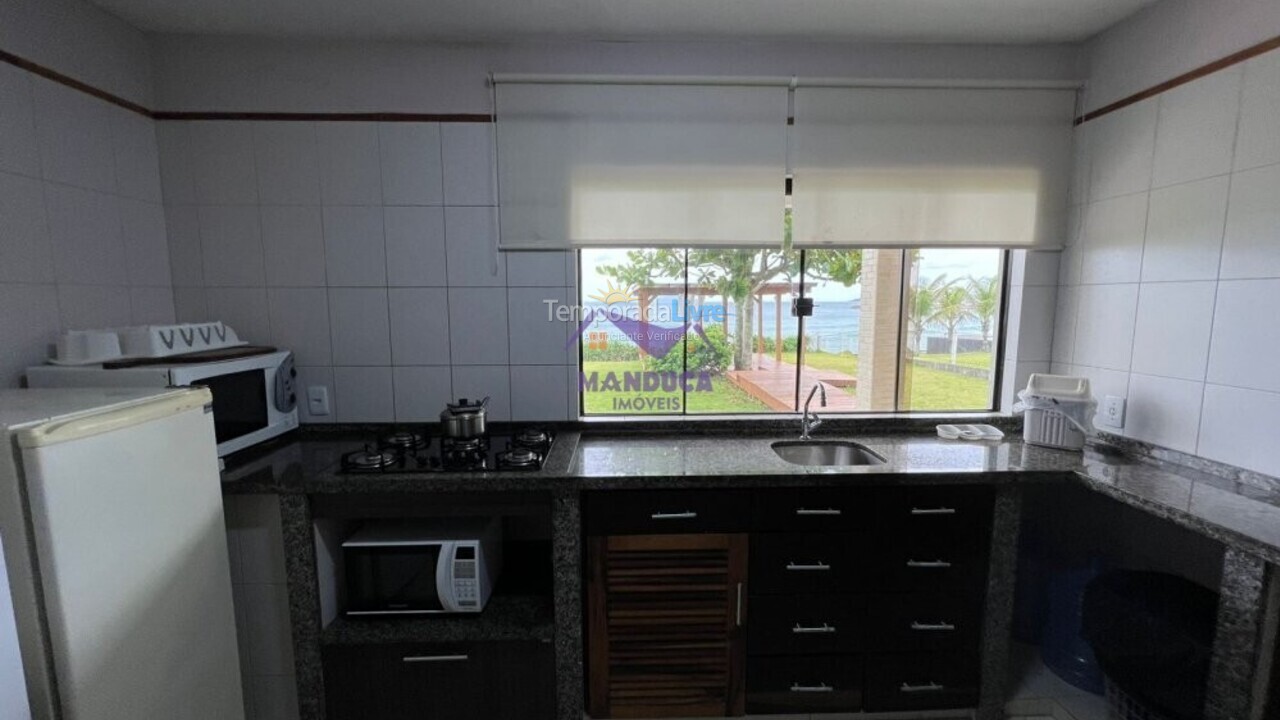 Casa para alquiler de vacaciones em Bombinhas (Praia de Quatro Ilhas)