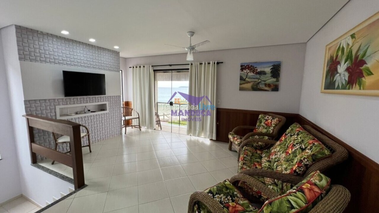 Casa para alquiler de vacaciones em Bombinhas (Praia de Quatro Ilhas)