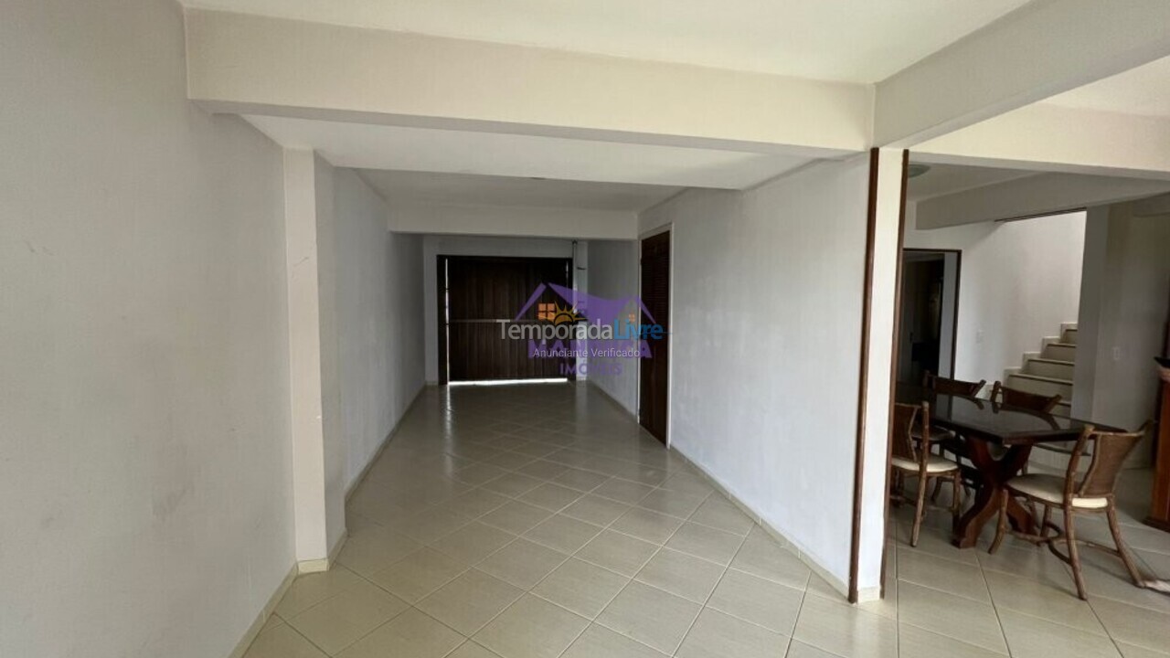 Casa para alquiler de vacaciones em Bombinhas (Praia de Quatro Ilhas)